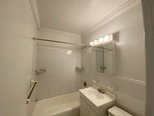 Rented by Cohen Smith Chang LLC | media 3