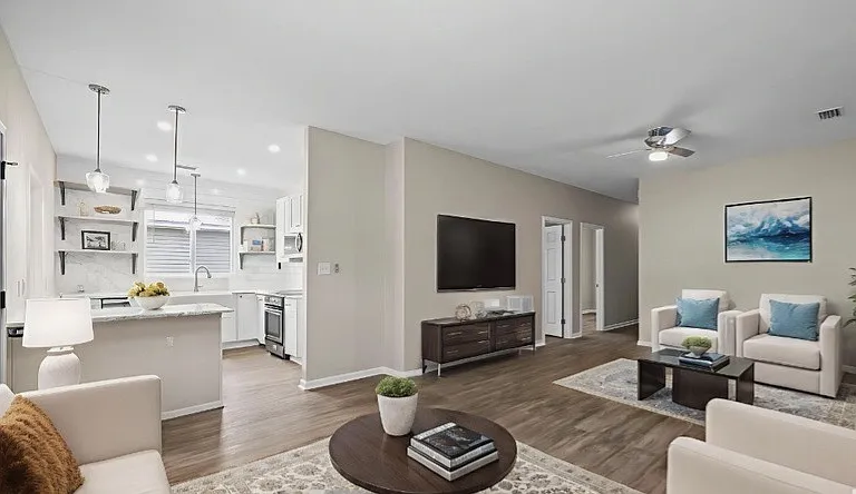525 W Rose Ave — Photo 3