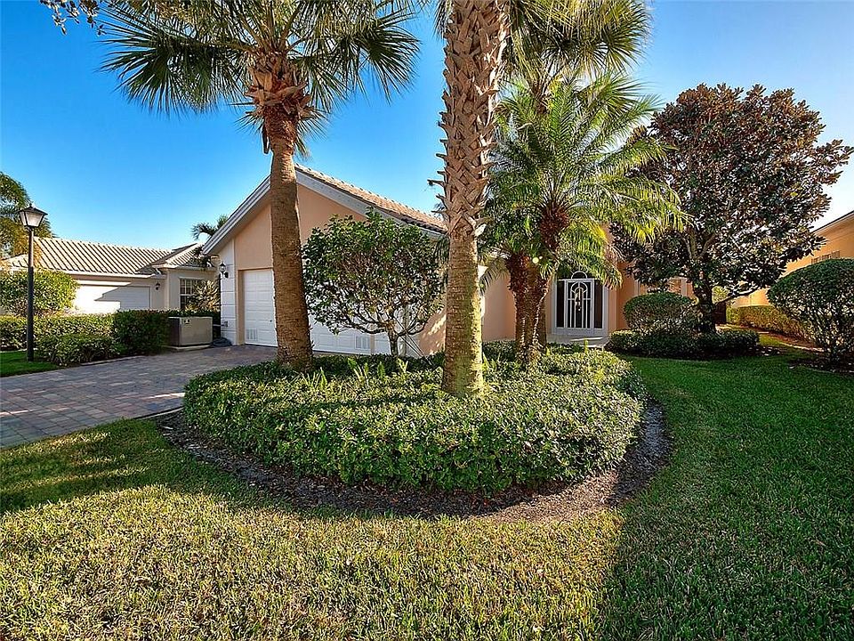 1st image of 9210 SE La Creek Ct