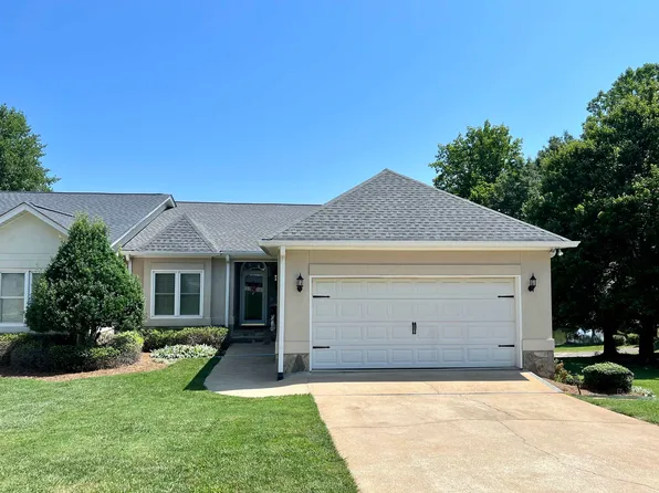 324 Saint Andrews Blvd, Campobello, SC 29322