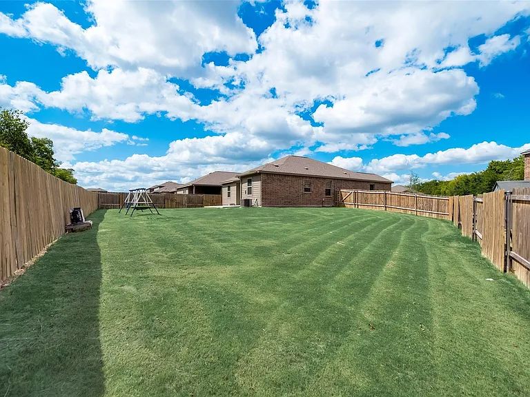 1503 Hill Top Ct — Photo 28