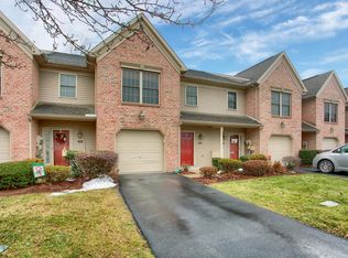 344 Stonehedge Ln, Mechanicsburg, PA 17055