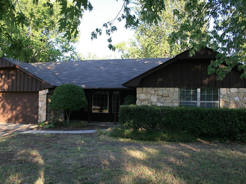 1st image of 2353 Houston Ave