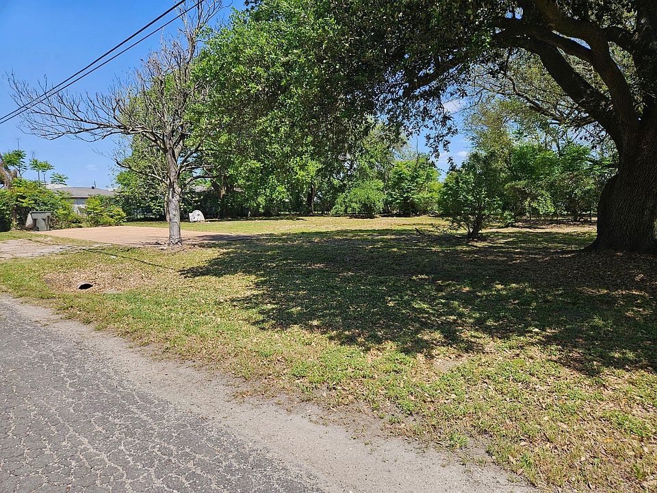 2nd image of 2331 64th St
