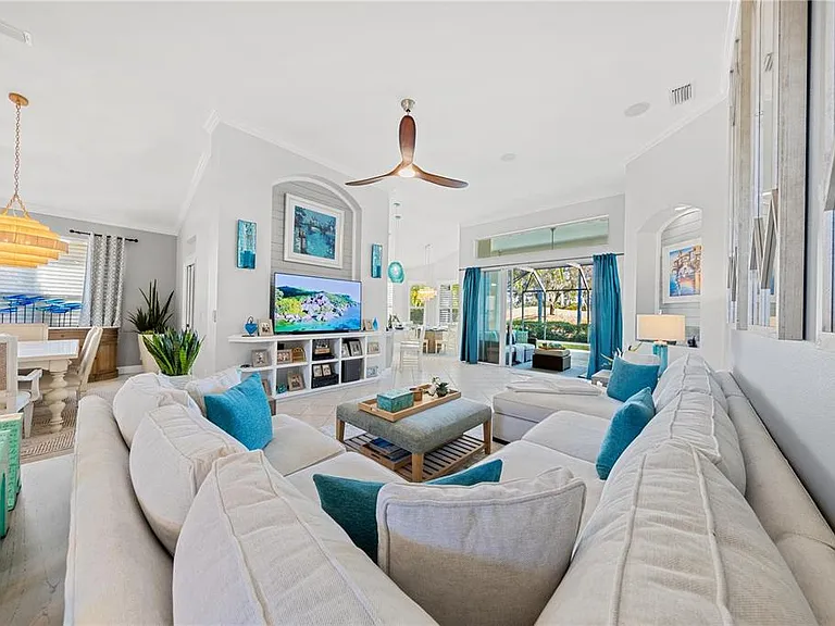 7236 Orchid Island Pl — Photo 10