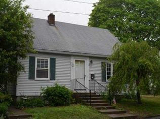 7 Ritchotte Ct, West Warwick, RI 02893