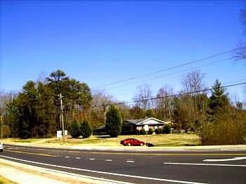 1st image of 270 Helen Hwy