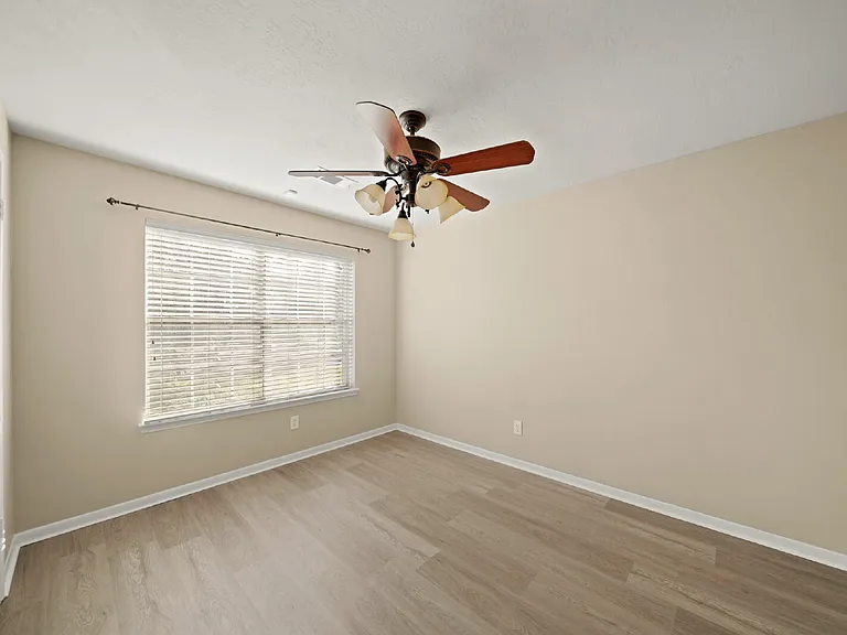 6355 Northland Dr — Photo 12
