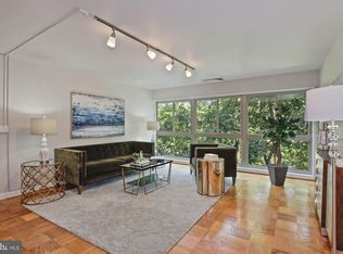 4970 Battery Ln APT 306, Bethesda, MD 20814