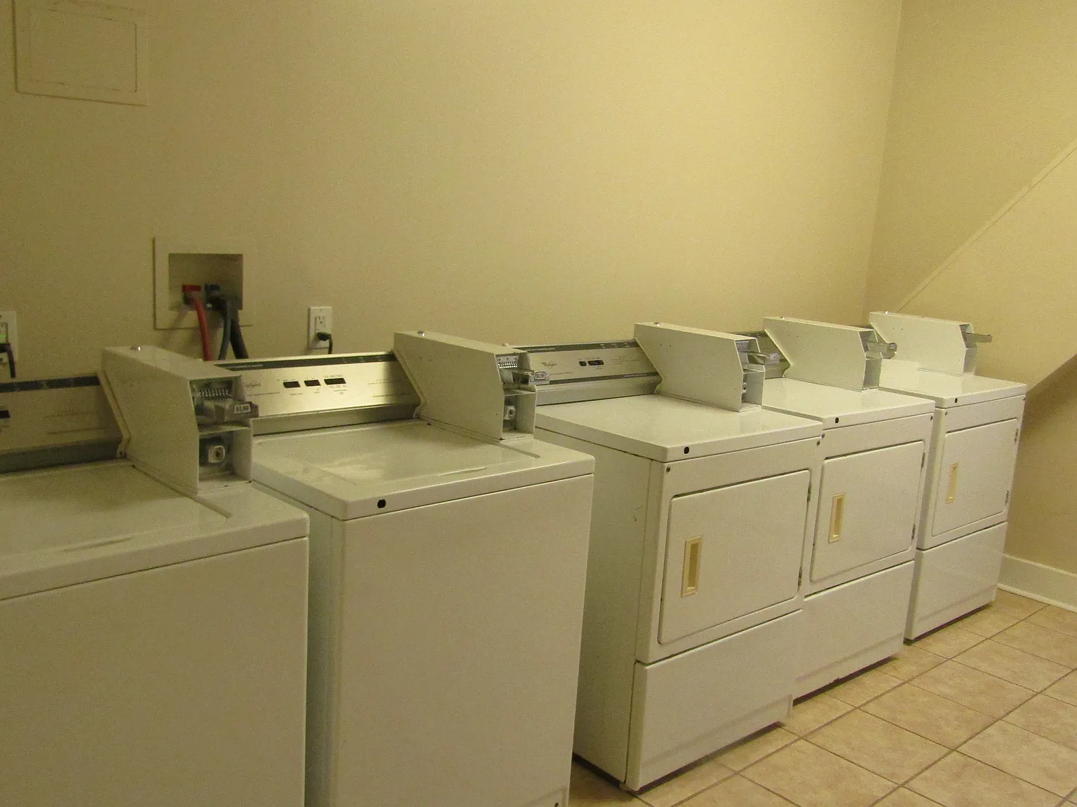 Studio, 600 sqft, $750 — Photo 3