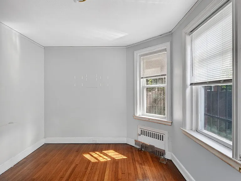 25 Lynwood Pl — Photo 19