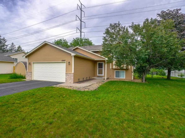 13447 Hummingbird St NW, Andover, MN 55304