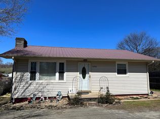 1240 W Dumplin Valley Rd, Dandridge, TN 37725