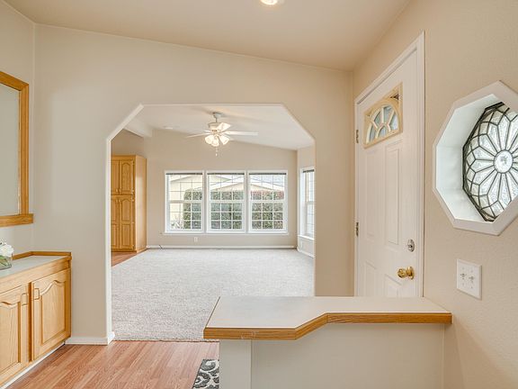 5th image of 1634 Meadowridge Dr #29