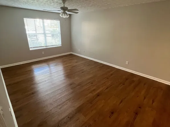 8101 Par Four Way, Lithonia, GA 30038