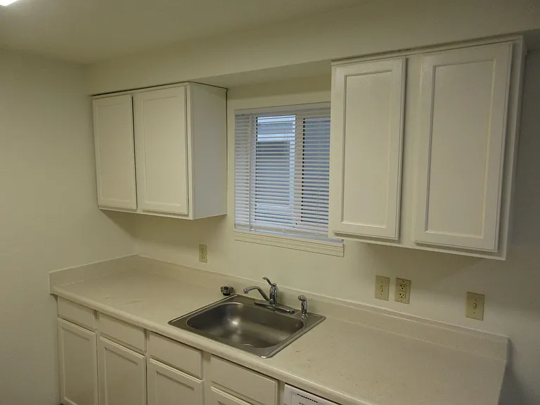 835 Piedmont Ave NW #3 — Photo 6