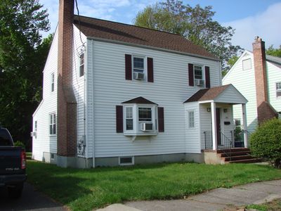 566 Savoy Street, Bridgeport, CT, 06606