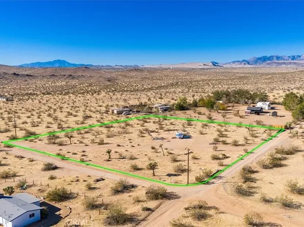 59787 Sharp Terrace Dr, Yucca Valley, CA 92284