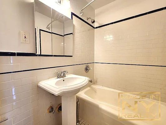 Rented by Made In NY Realty | media 10