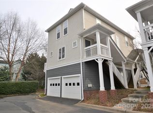 1050 W 1st St, Charlotte, NC 28202
