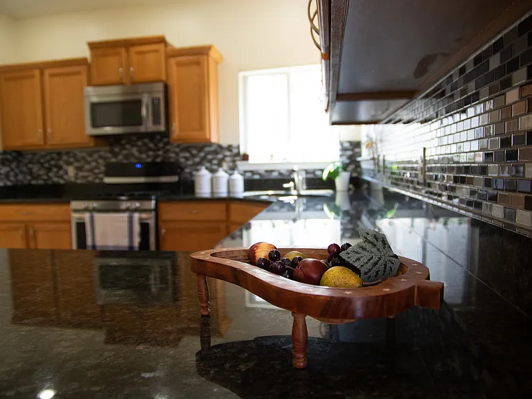 366 Sedgewood Ln — Photo 6