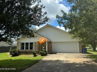 2941 Best Rd, Maryville, TN 37803