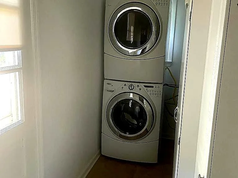 4 Joanna Ct — Photo 10