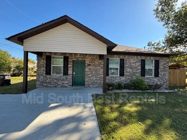 122 Pulaski Dr, Jacksonville, AR 72076