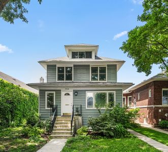 4938 N Hamlin Ave, Chicago, IL, 60625