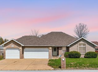 3957 W Greenwood Street, Springfield, MO 65807