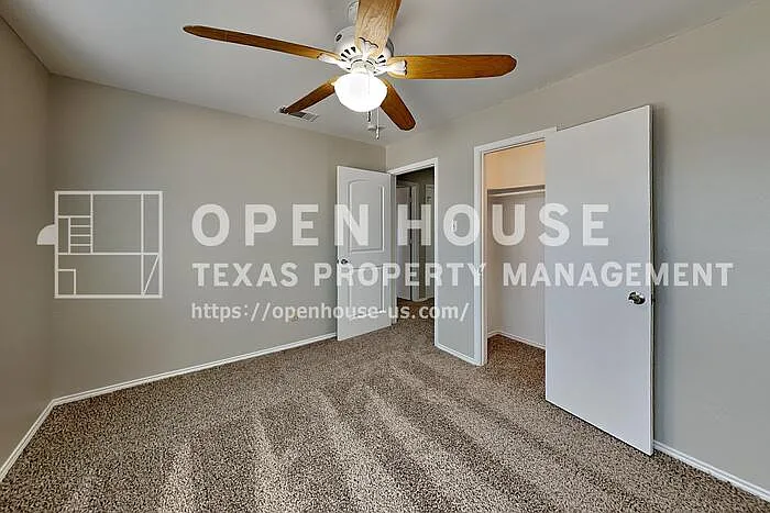 1005 Lake Bluff Dr — Photo 14