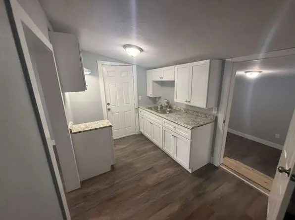 1911 E Louisiana Ave, Tampa, FL 33610