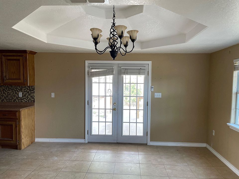 1906 Carla St, Zapata, TX 78076 MLS 20231129 Zillow