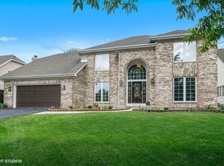 2312 Kalamazoo Dr, Naperville, IL 60565