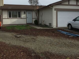 510 W Creekside Cir, Dixon, CA
