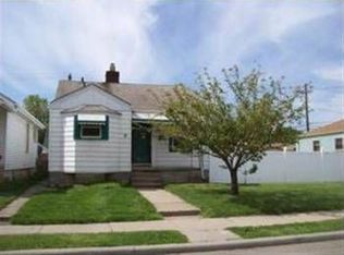 1481 Garfield Ave, Lincoln Park, MI 48146