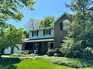 123 Shawnee Dr, Butler, PA 16001