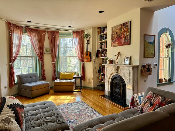 3rd image of 42 Academy St APT 5