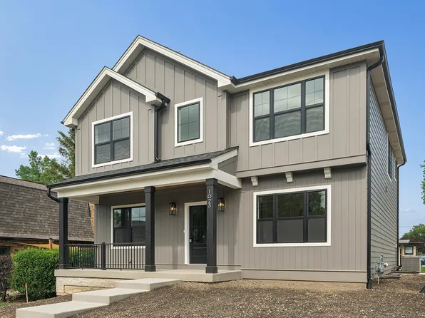 1023 Walter St, Lemont, IL 60439