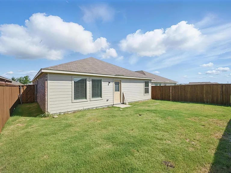 1326 Eldridge Pond St — Photo 18