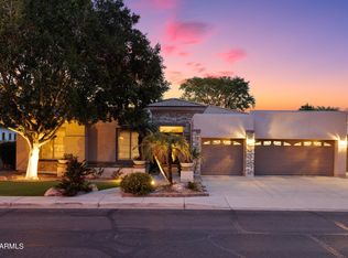 712 E Vinedo Ln, Tempe, AZ 85284