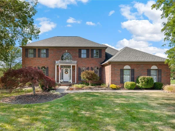 8494 Rockefeller Ln, Northfield, OH 44067