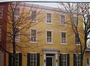 319 E Main St #2R, Mechanicsburg, PA 17055