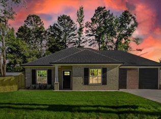 2377 Ridgley Dr, Flint, TX 75762