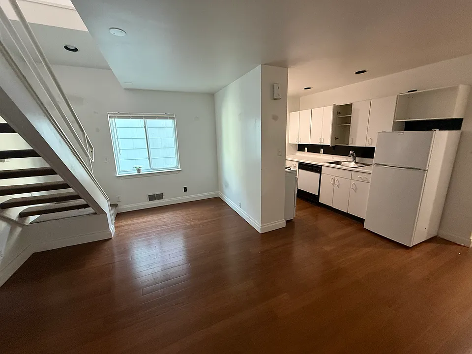 735 Ashland Ave #LR