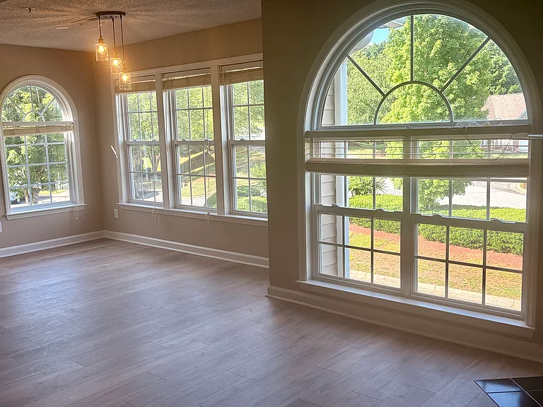 631 Mill Pond Ct — Photo 7