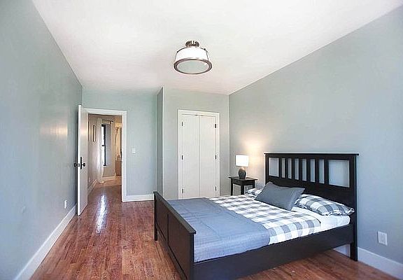 3rd image of 58 E 130th St APT 4