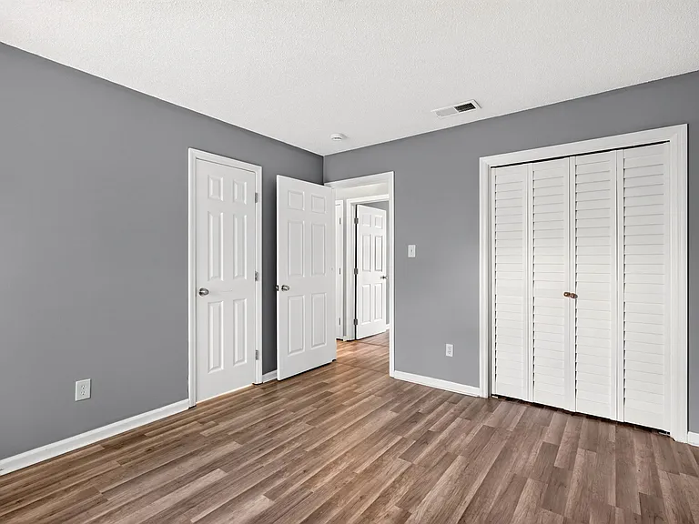 12 Belfair Dr — Photo 21
