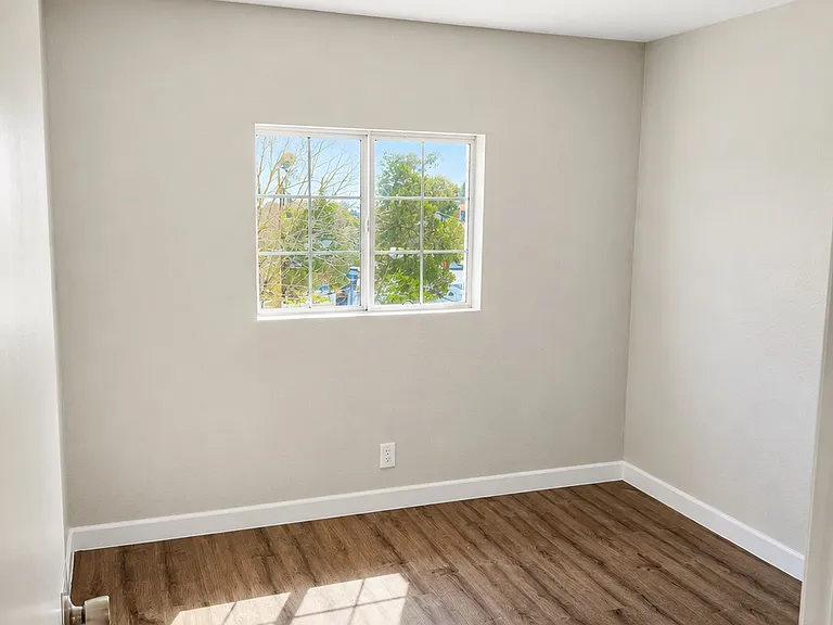 1836 Fulstone Way #3 — Photo 4