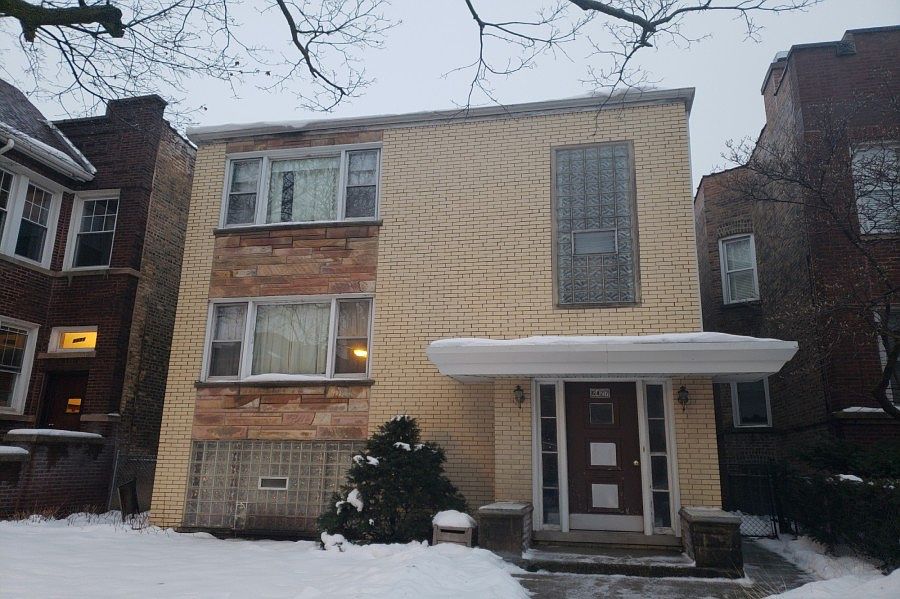1st image of 6427 N Lakewood Ave